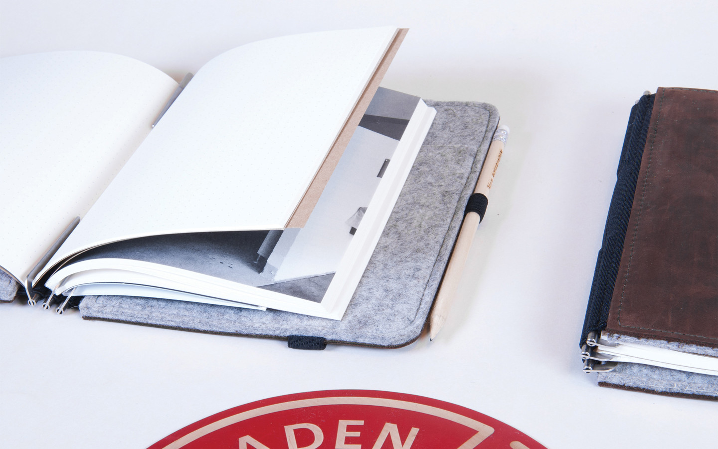 ROTERFADEN TASCHENBEGLEITER