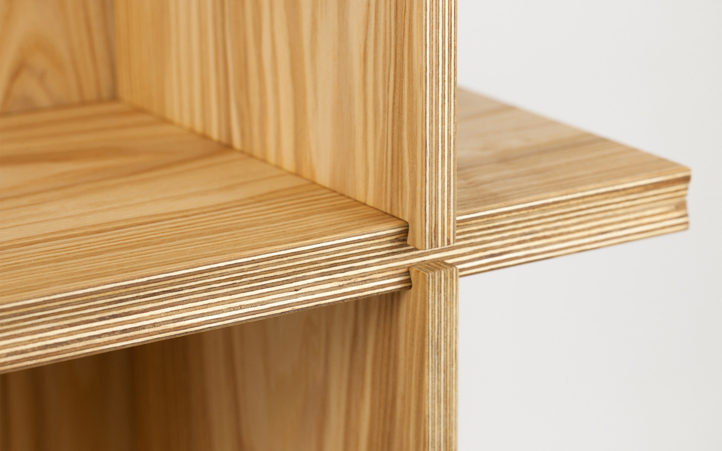 S25 - modular shelving system